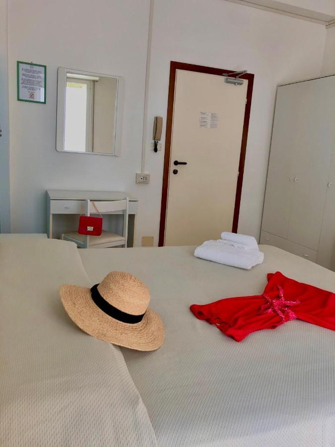Hotel Serafini Rimini Zewnętrze zdjęcie