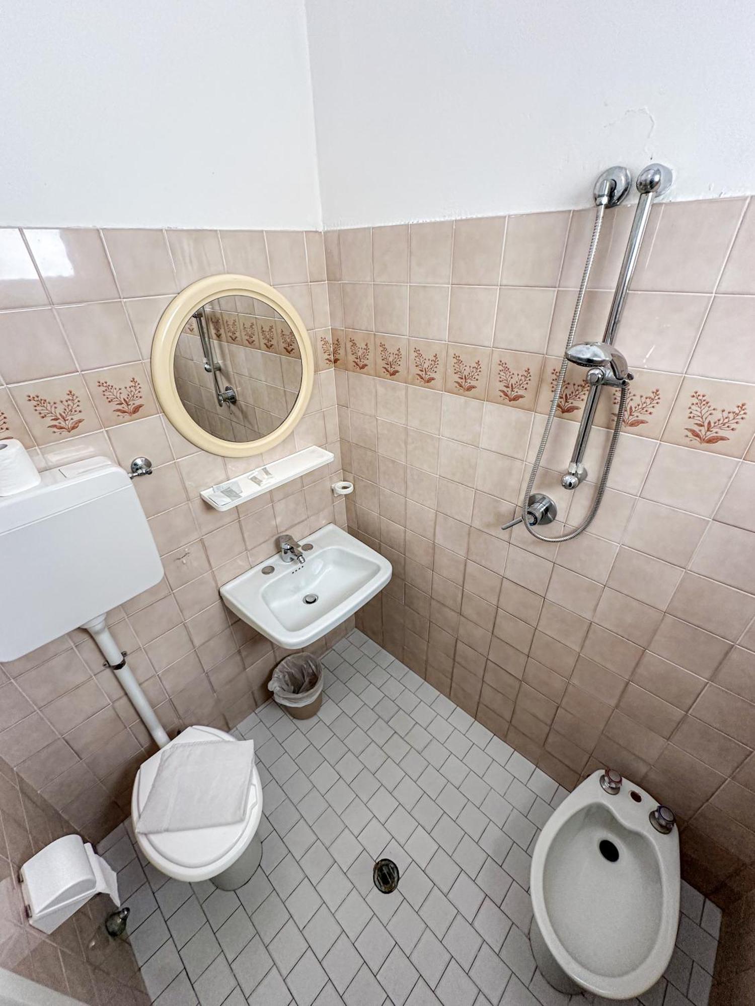 Hotel Serafini Rimini Zewnętrze zdjęcie